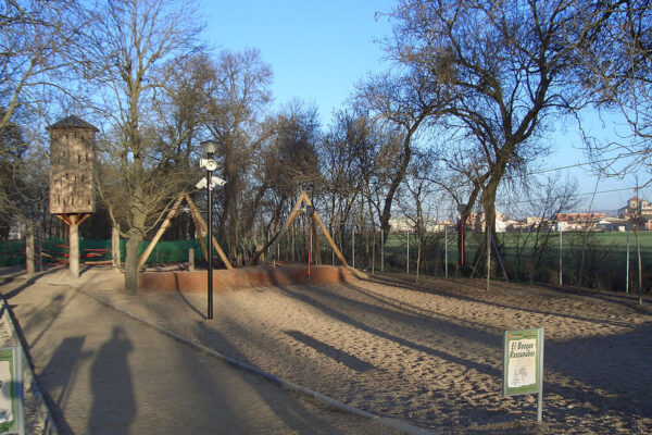 PARQUE INFANTIL EL VALLE DE LOS 6 SENTIDOS PARQUE INFANTIL EL VALLE DE LOS 6 SENTIDOS