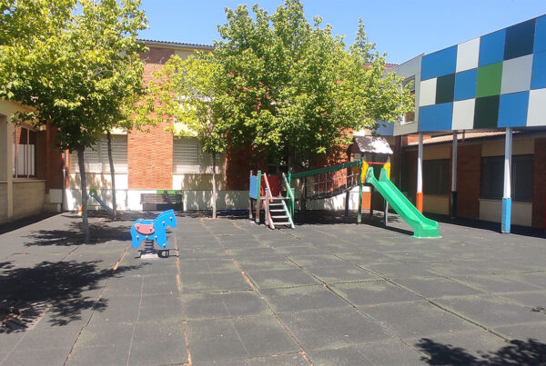 Remodelación del parque infantil del colegio Pedro I de Castilla